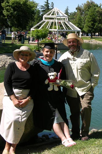 Tiasgrad100dpi.jpg
